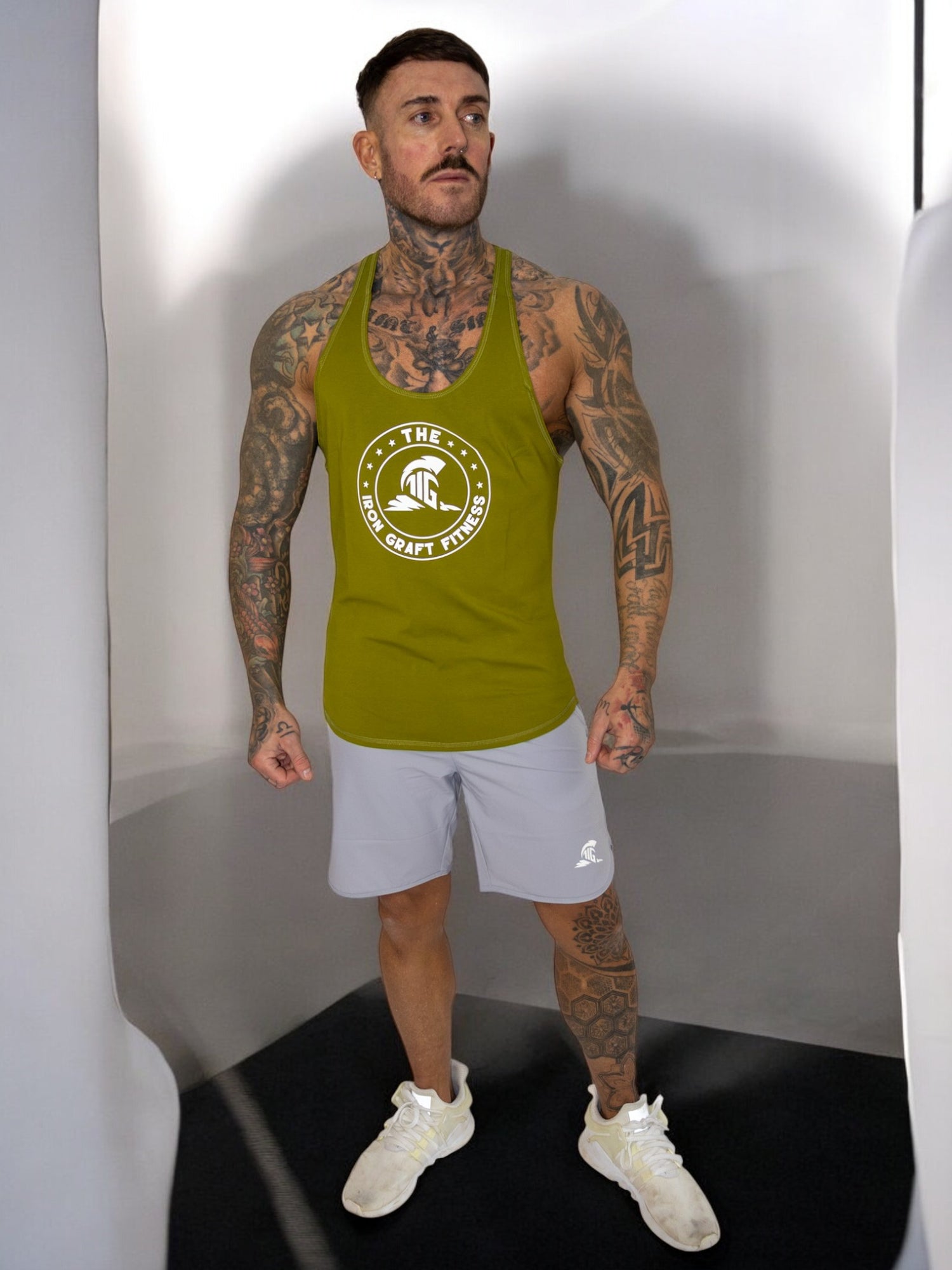 THE IRON GRAFT Classic Stringer Vest - Camo Green