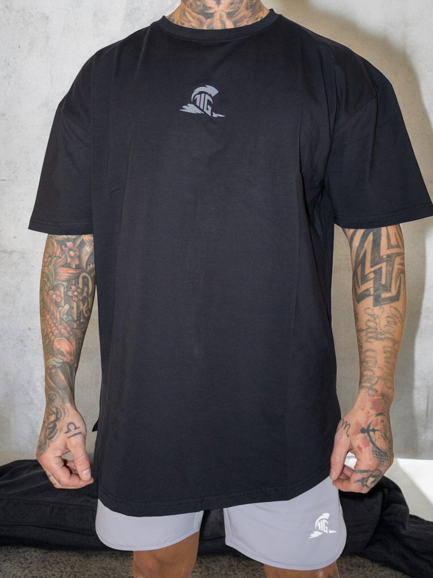 The Iron Graft Signature Oversize Tee - Black