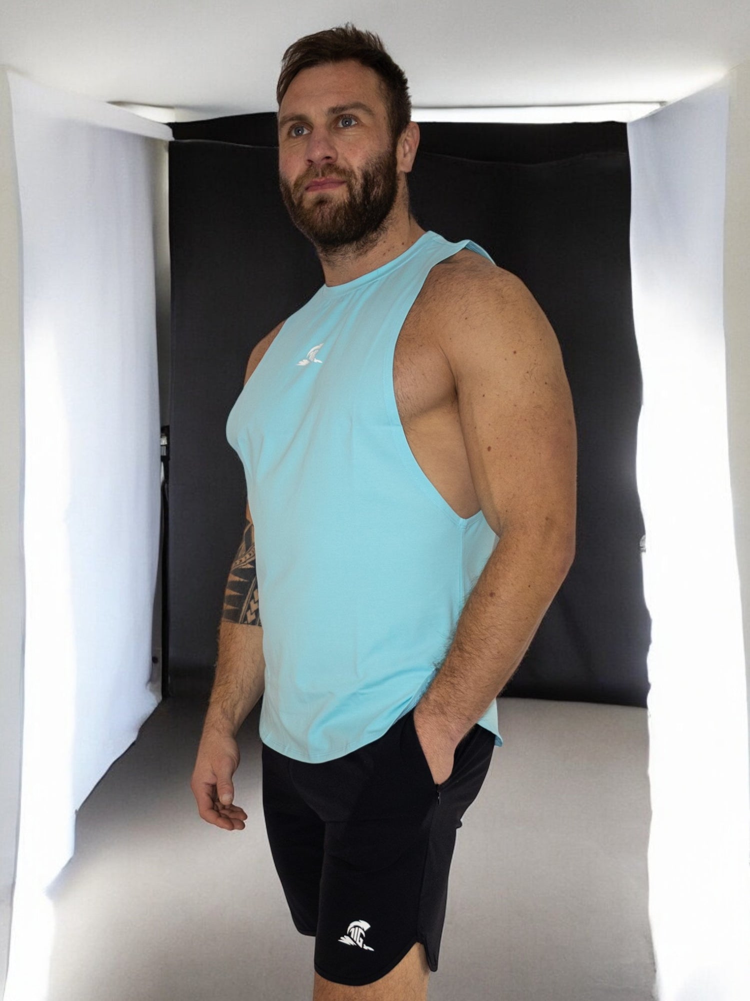 THE IRON GRAFT Open Arm Tank - Baby Blue